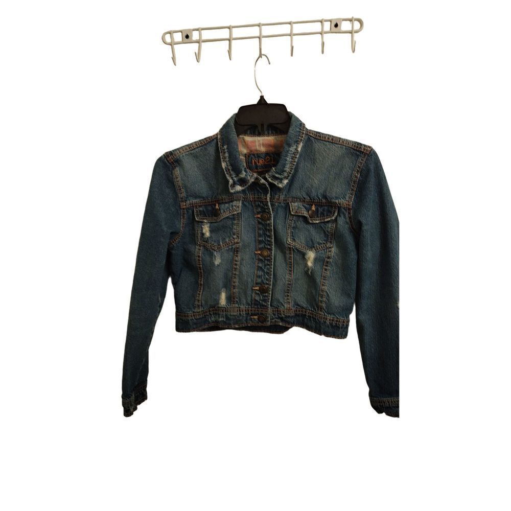 Rue 21 Distressed Blue Jean Jacket. Button Up XL (Juniors?) Fits like a Medium